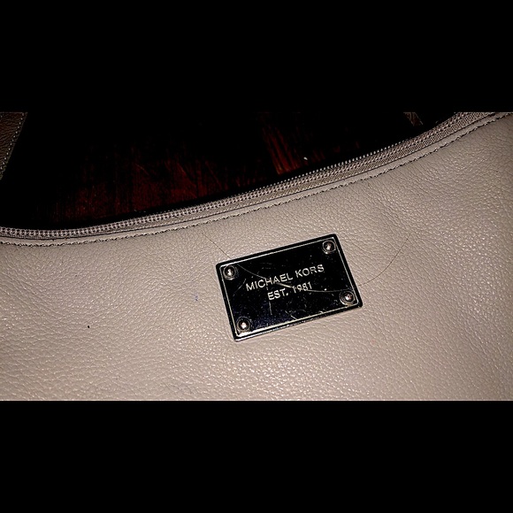 MICHAEL KORS EST. 1983 Purse - Picture 4 of 4